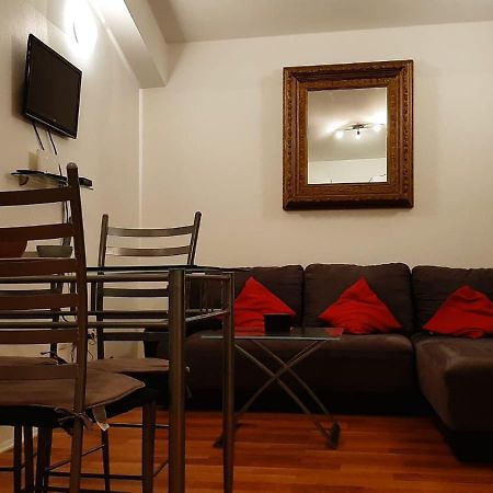 Apartment Shankini Пула Екстериор снимка