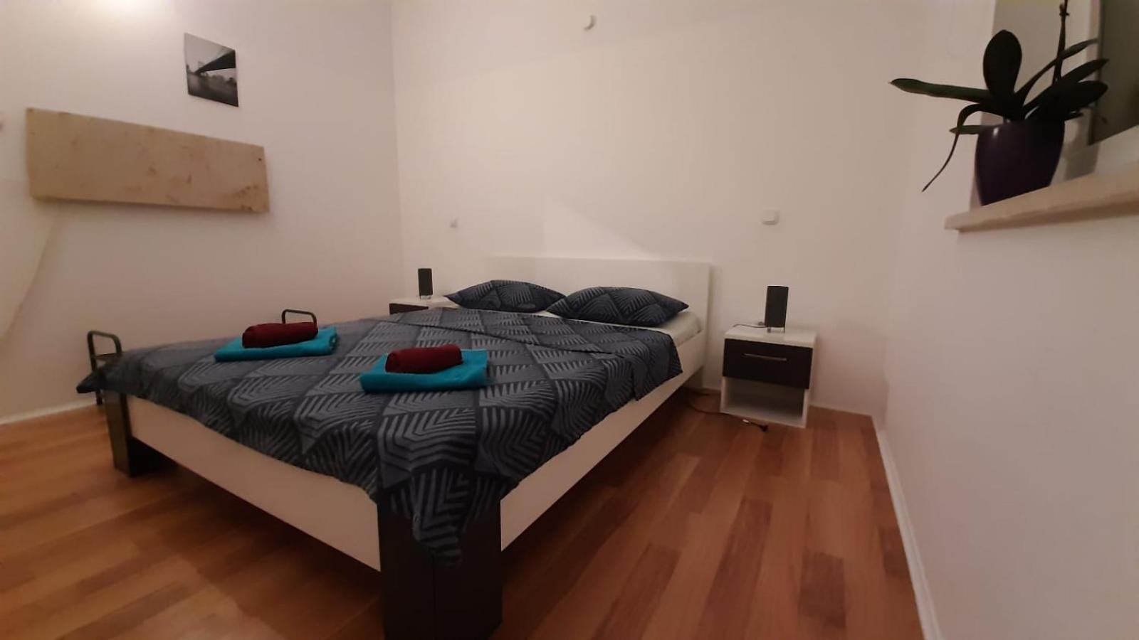 Apartment Shankini Пула Екстериор снимка