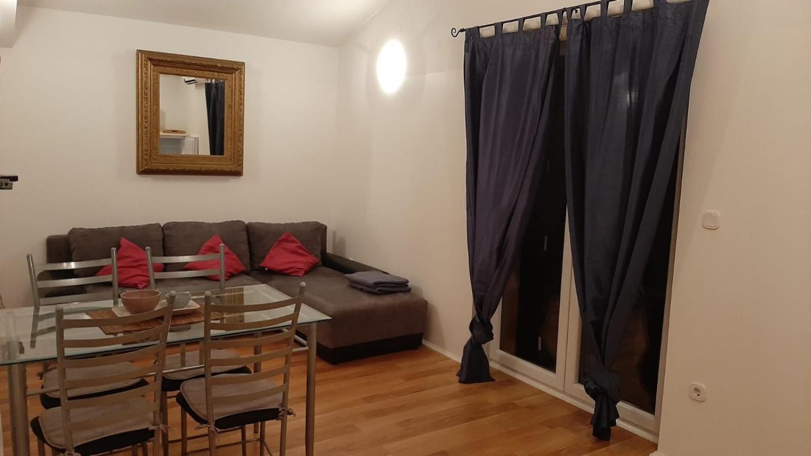 Apartment Shankini Пула Екстериор снимка